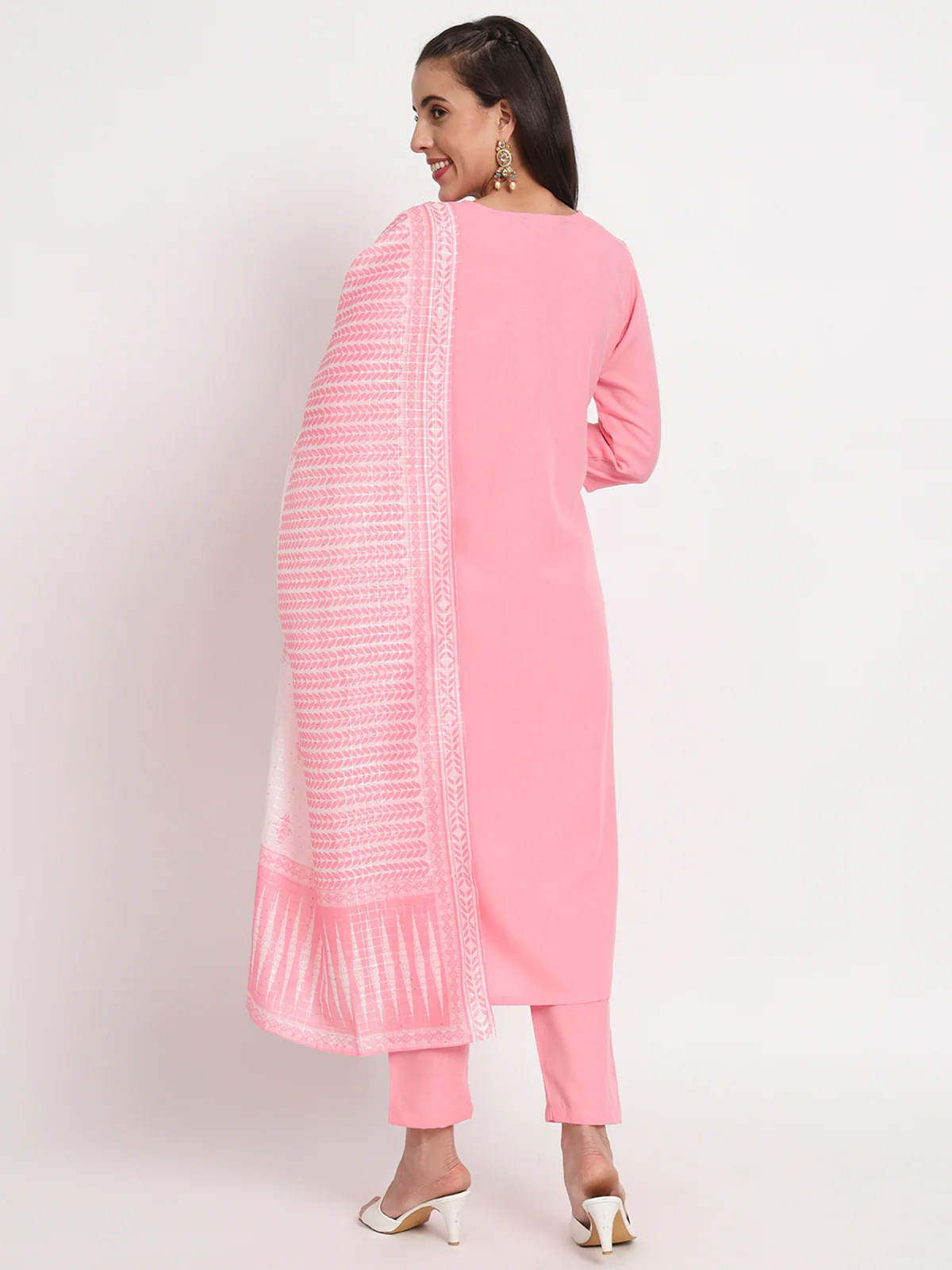 Odette Women Pink Cotton Blend Embroidered Stitched Kurta Set - Image 4