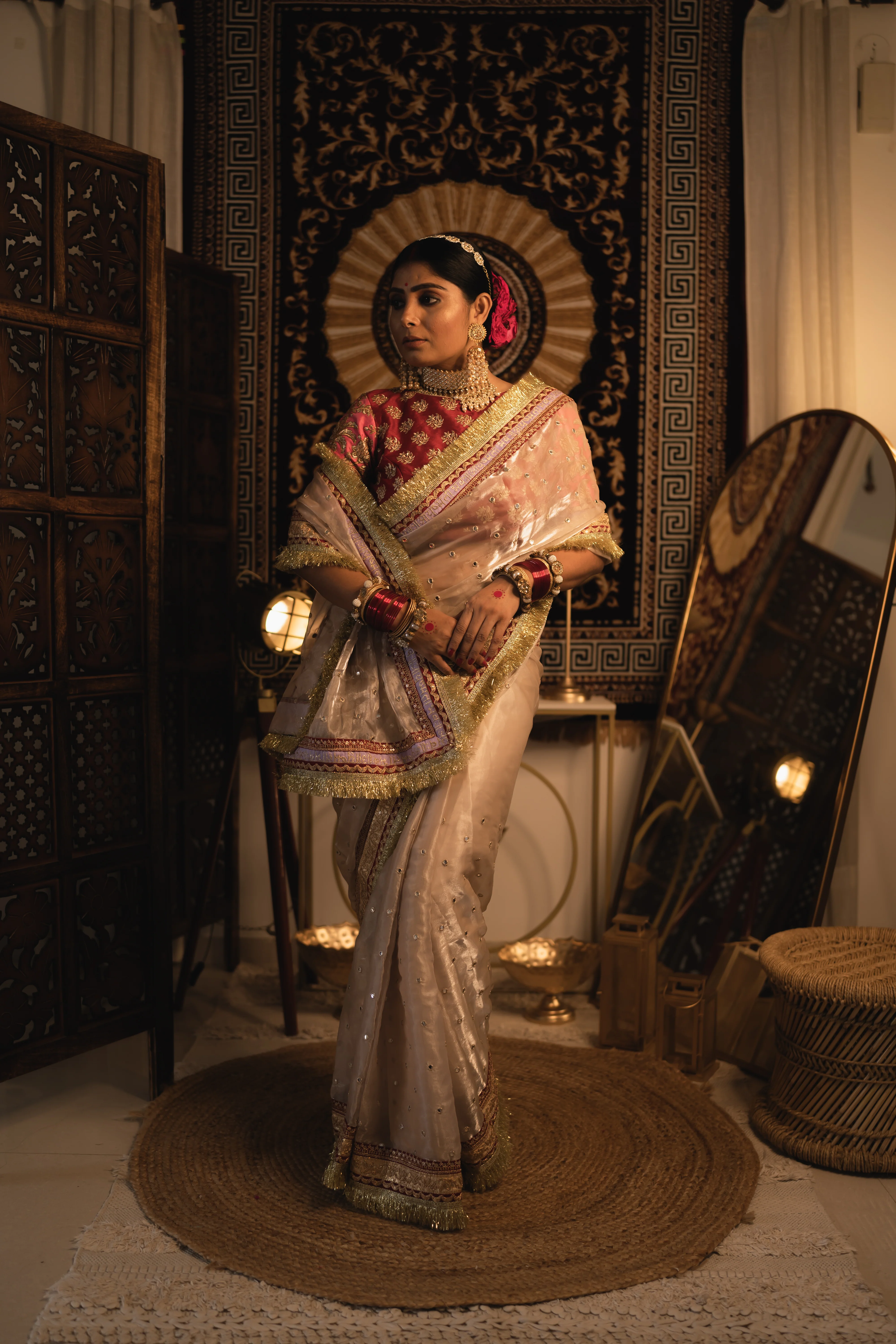 Odette Women Beige Organza Saree With Unstitched Blouse - Image 3
