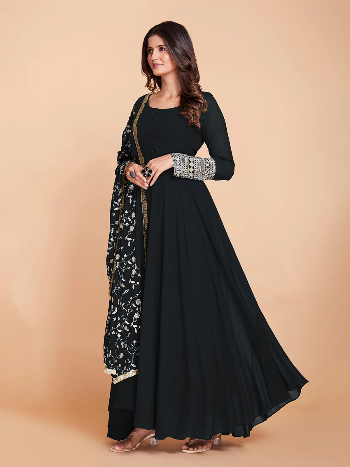 Odette Women Black Faux Georgette Solid Stitched Kurta Set - Image 3