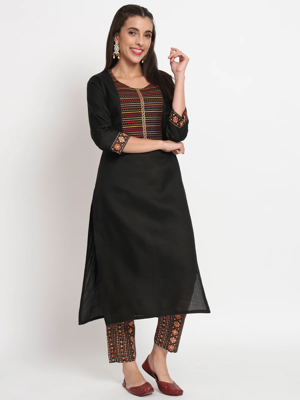 Odette Women Black Cotton Blend Embroidered Stitched Kurta Set - Image 3