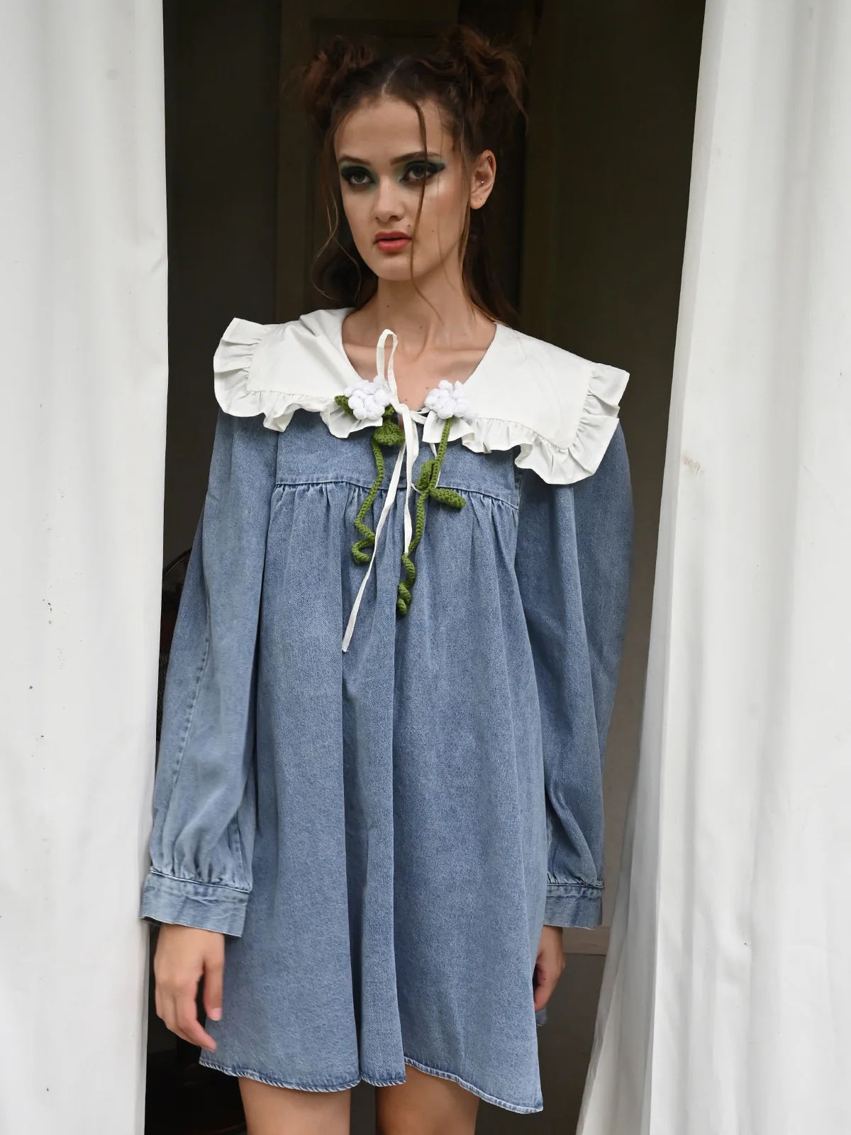 Odette Women Blue Heavy Gsm Denim Dress With White Collar - Image 2