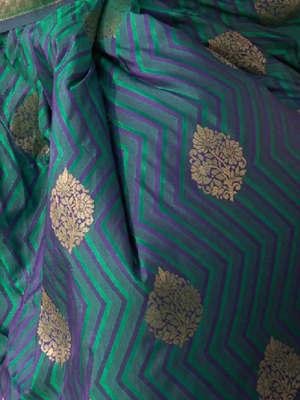 Odette Women Blue Silk Blend Woven Saree With Unstitched Blouse - Image 3