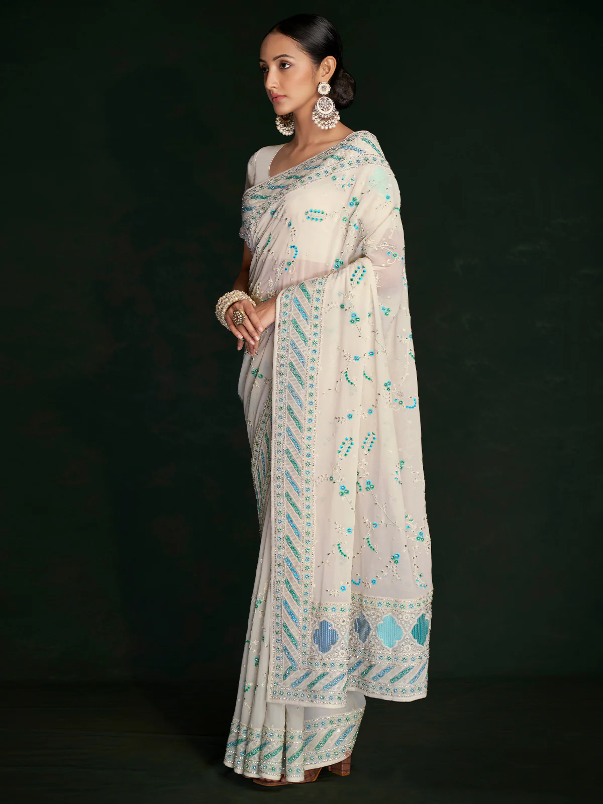 Odette Women Classic White Georgette Embroidered Saree With Unstitched Blouse - Image 3