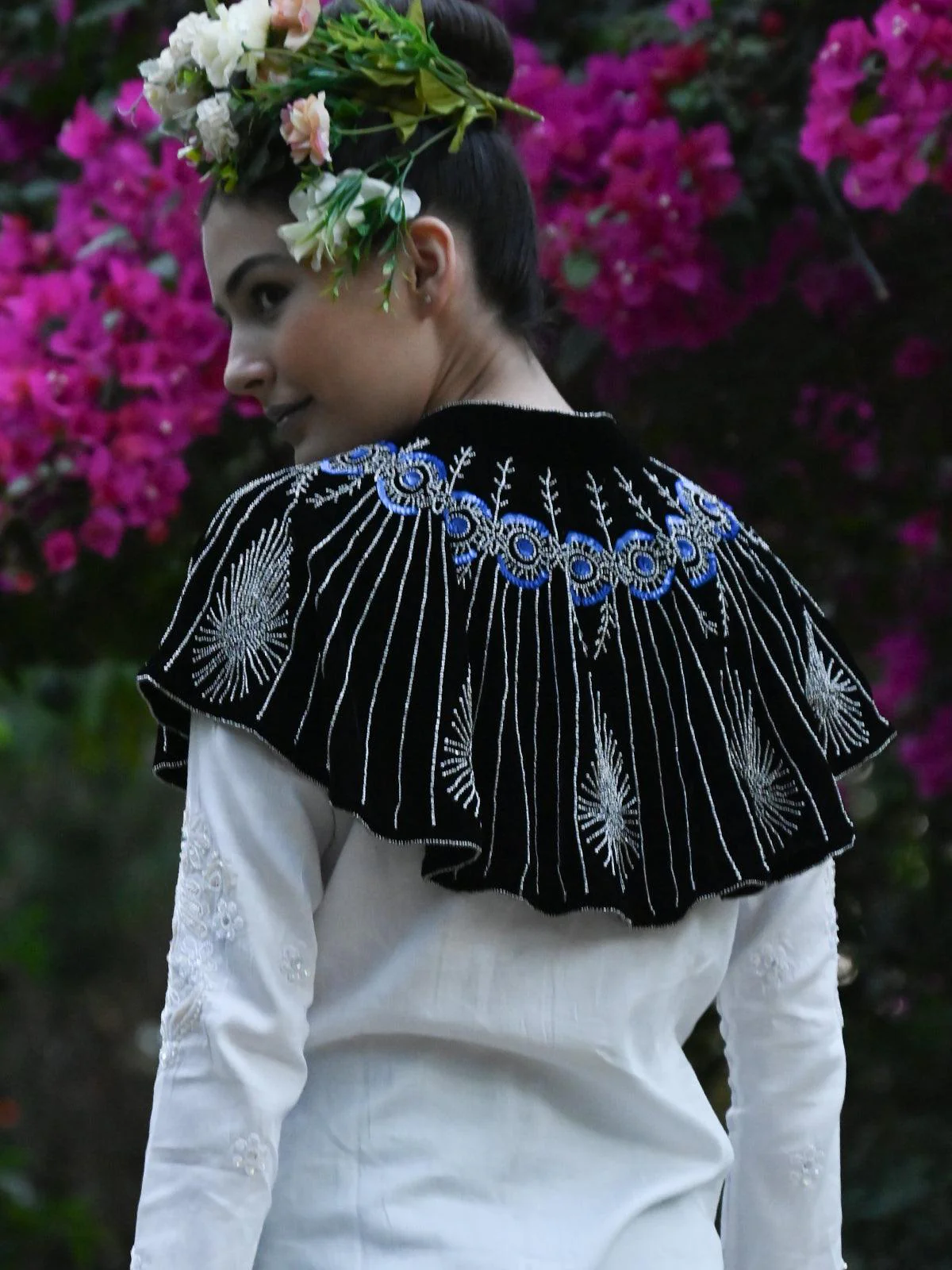 Odette Women Black Embellished Cape - Image 3