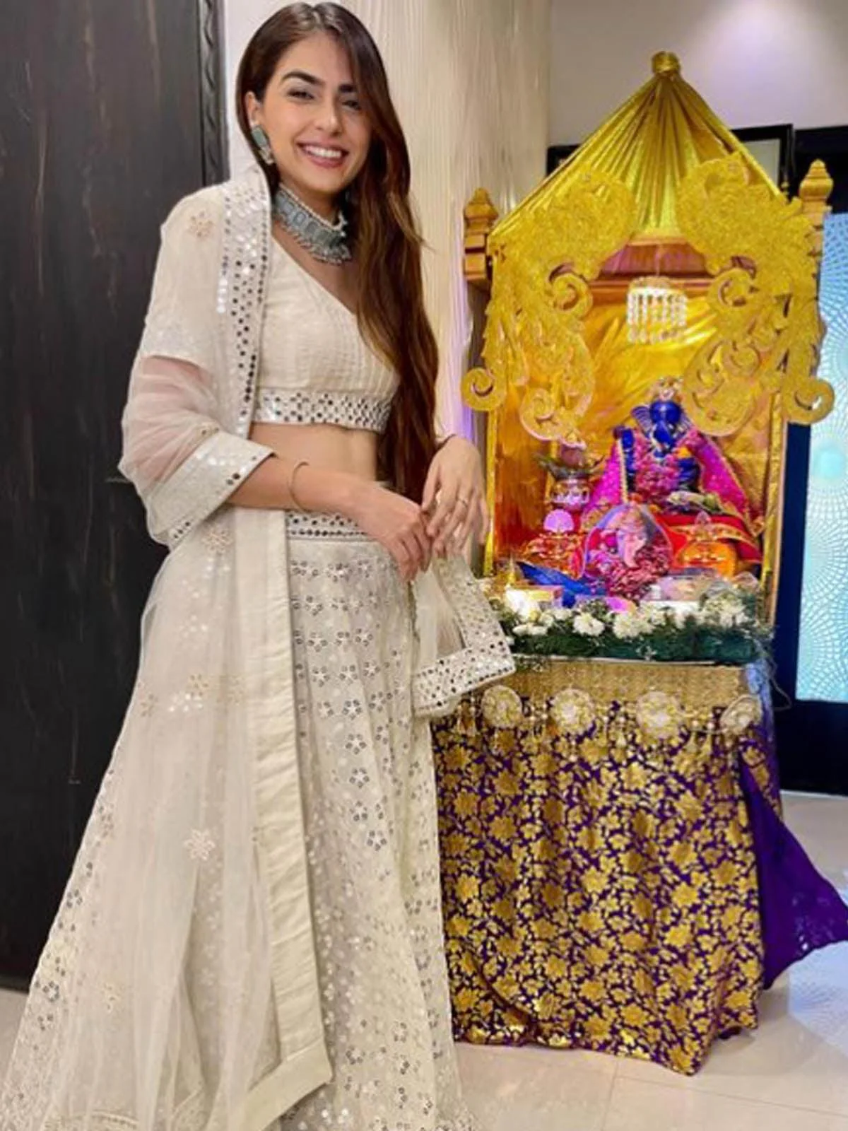 Odette Women Elegant Off White Semi Stitched Lehenga With Unstitched Blouse - Image 2