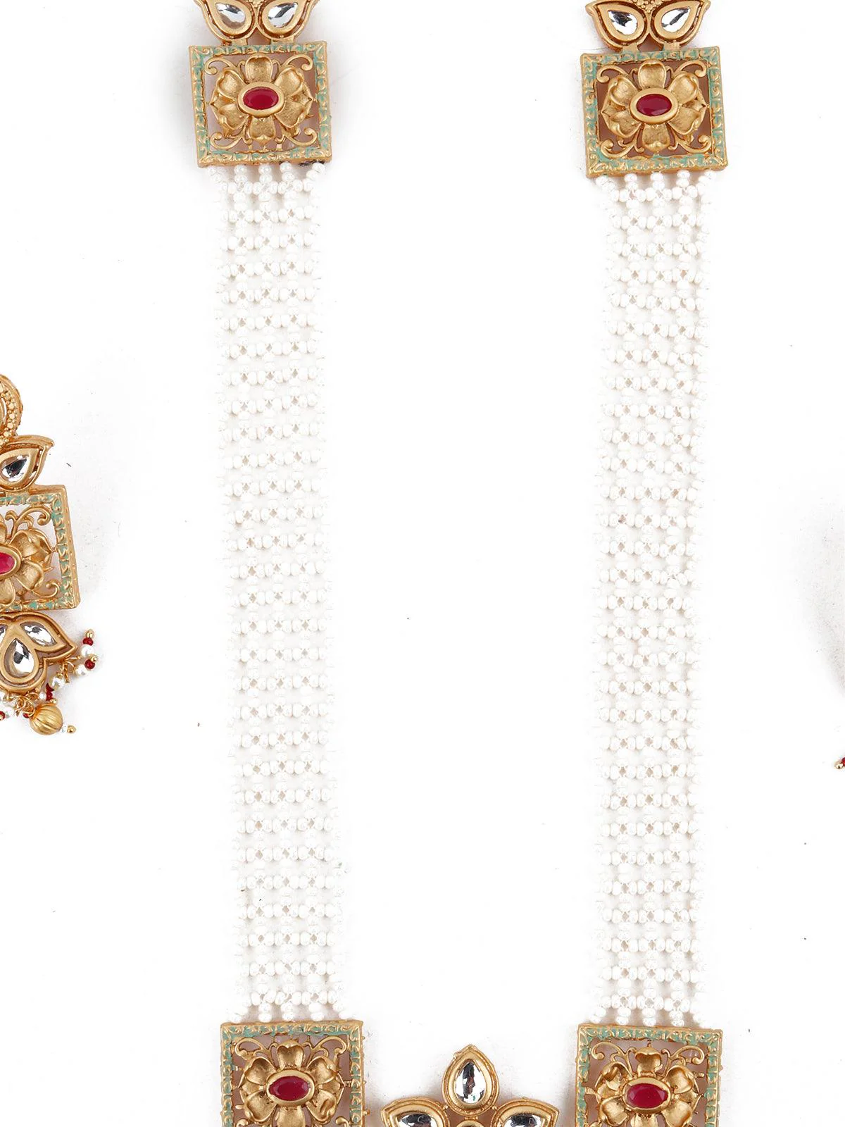 Odette Women Netted Pattern Gold Tone Kundan-Pearl Necklace Set - Image 4