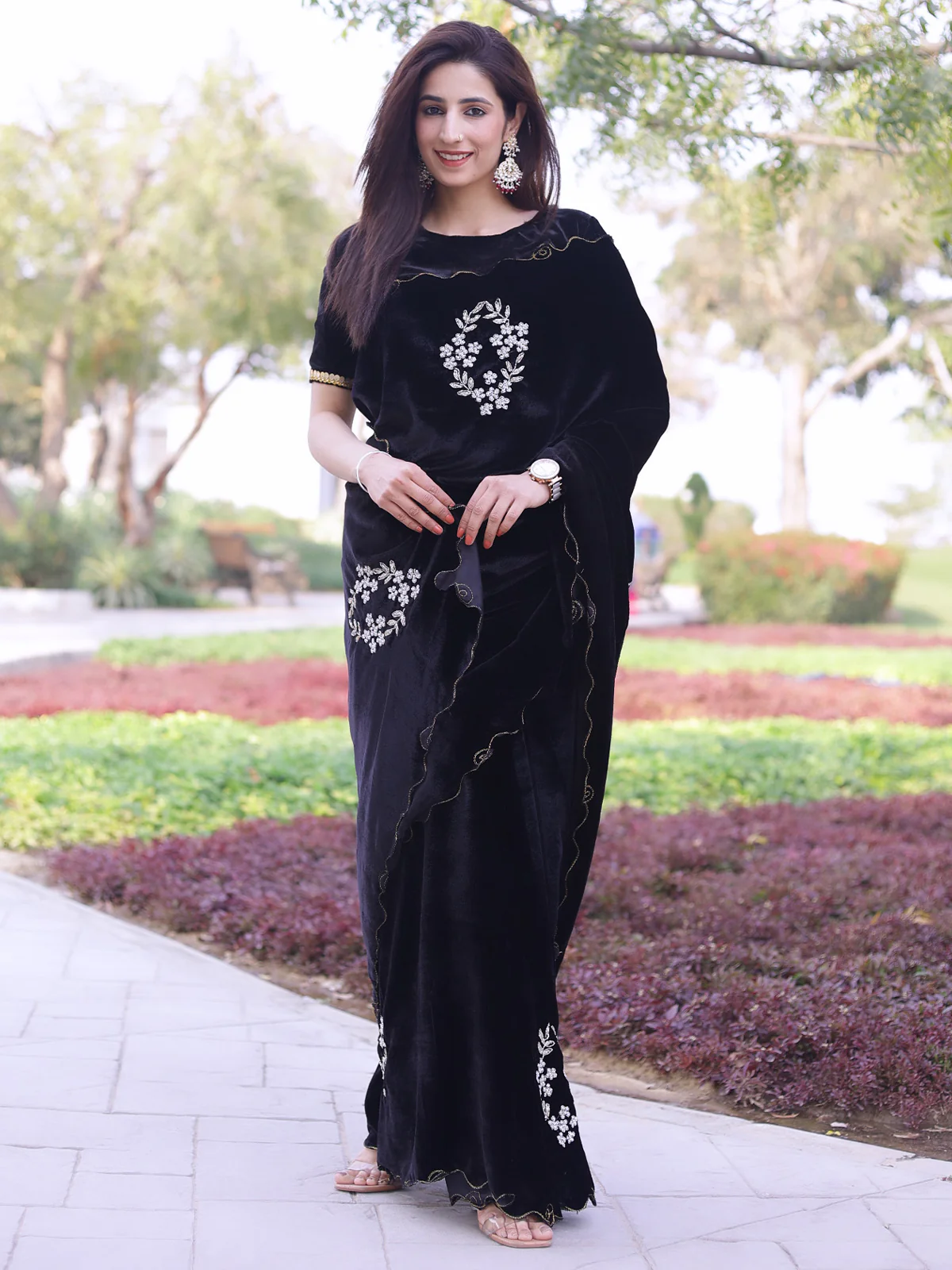 Odette Women Velvet Embroidered Black Saree With Blouse Piece - Image 2