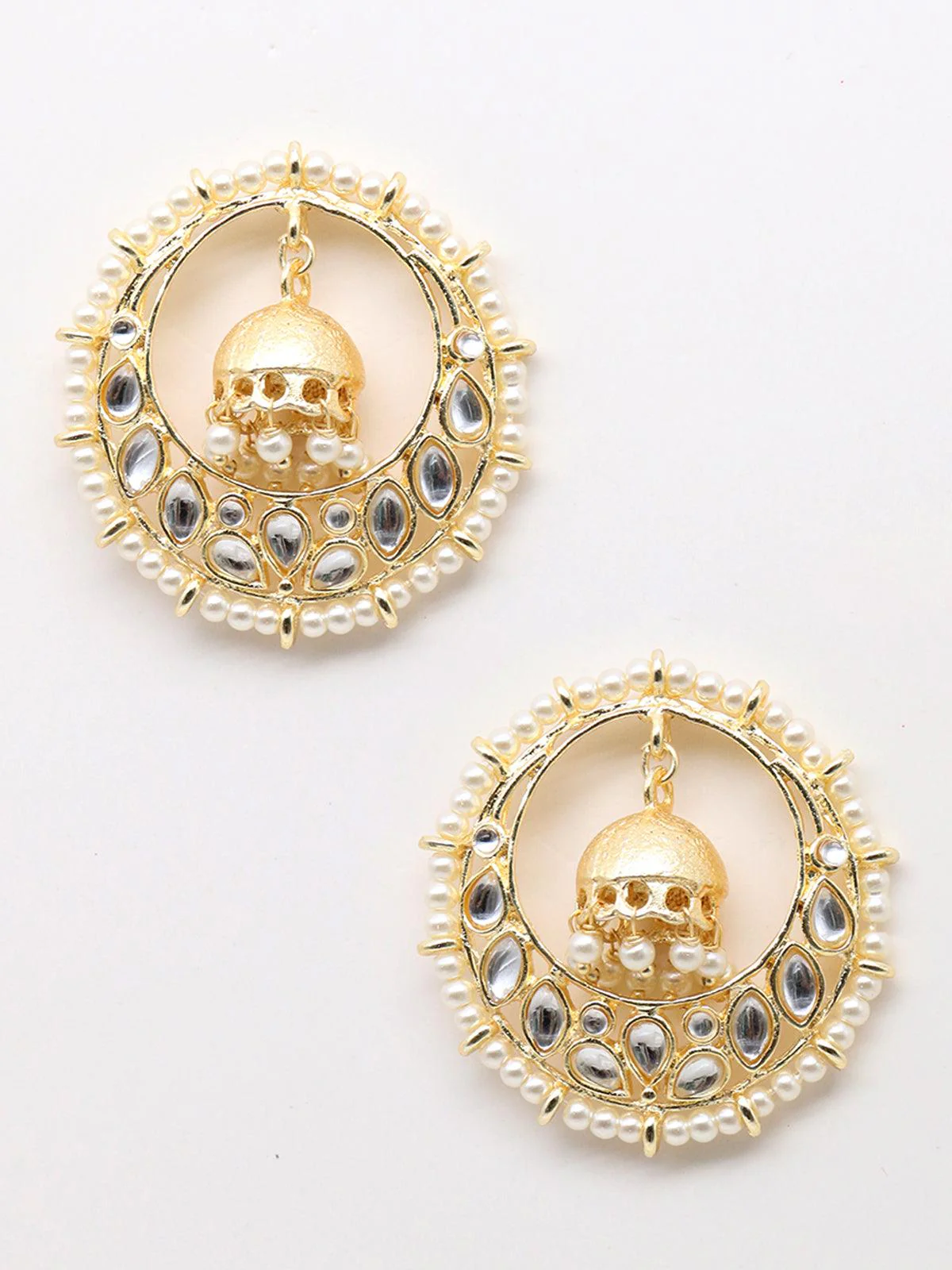 Odette Women Round Gold Tone Kundan And Pearl Earrings - Image 4