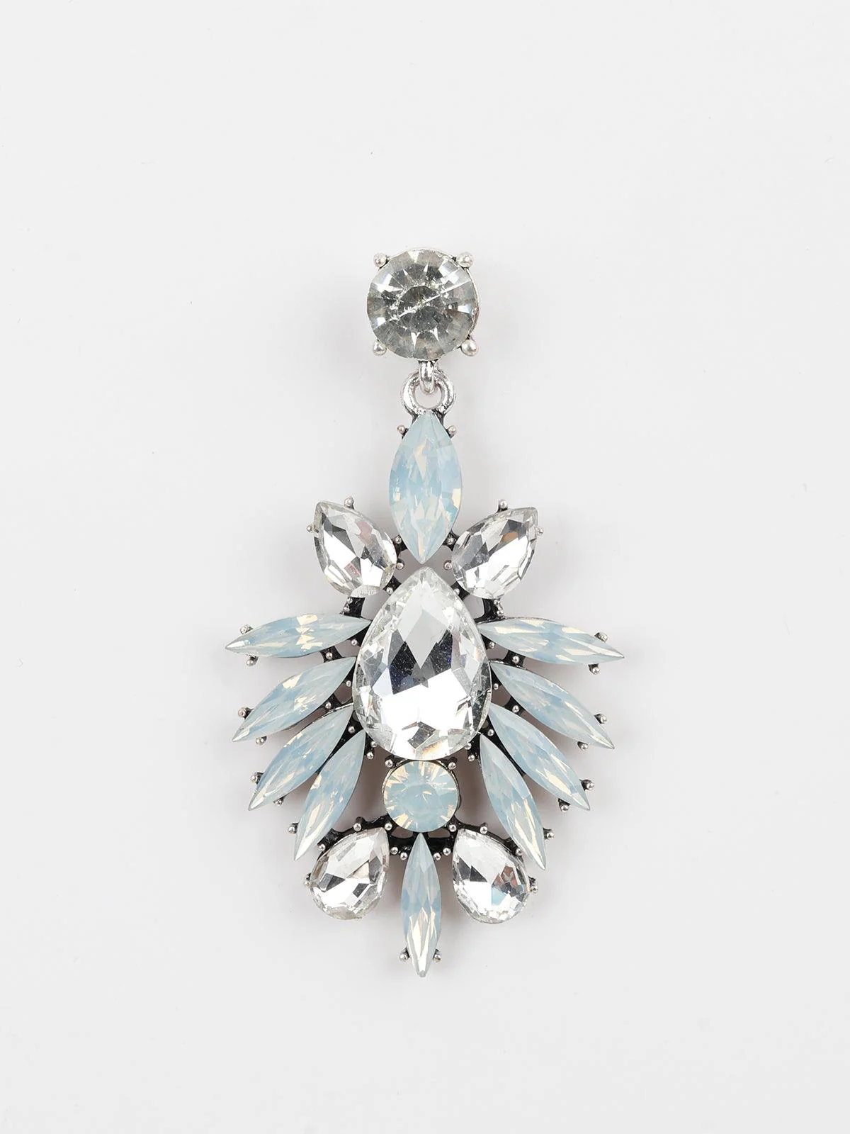 Odette Women Silver Leafy Dangle Earrings At - Image 5
