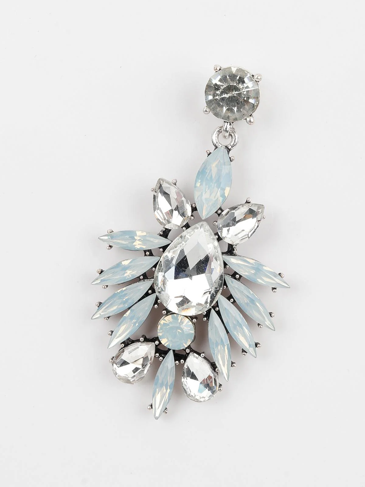 Odette Women Silver Leafy Dangle Earrings At - Image 6