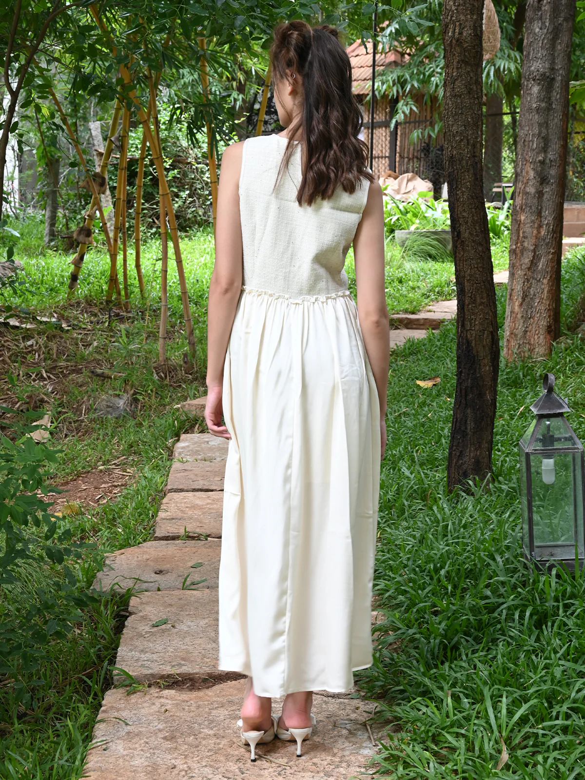 Odette Women Cream Solid Tweed With Satin Stitched Dress - Image 3