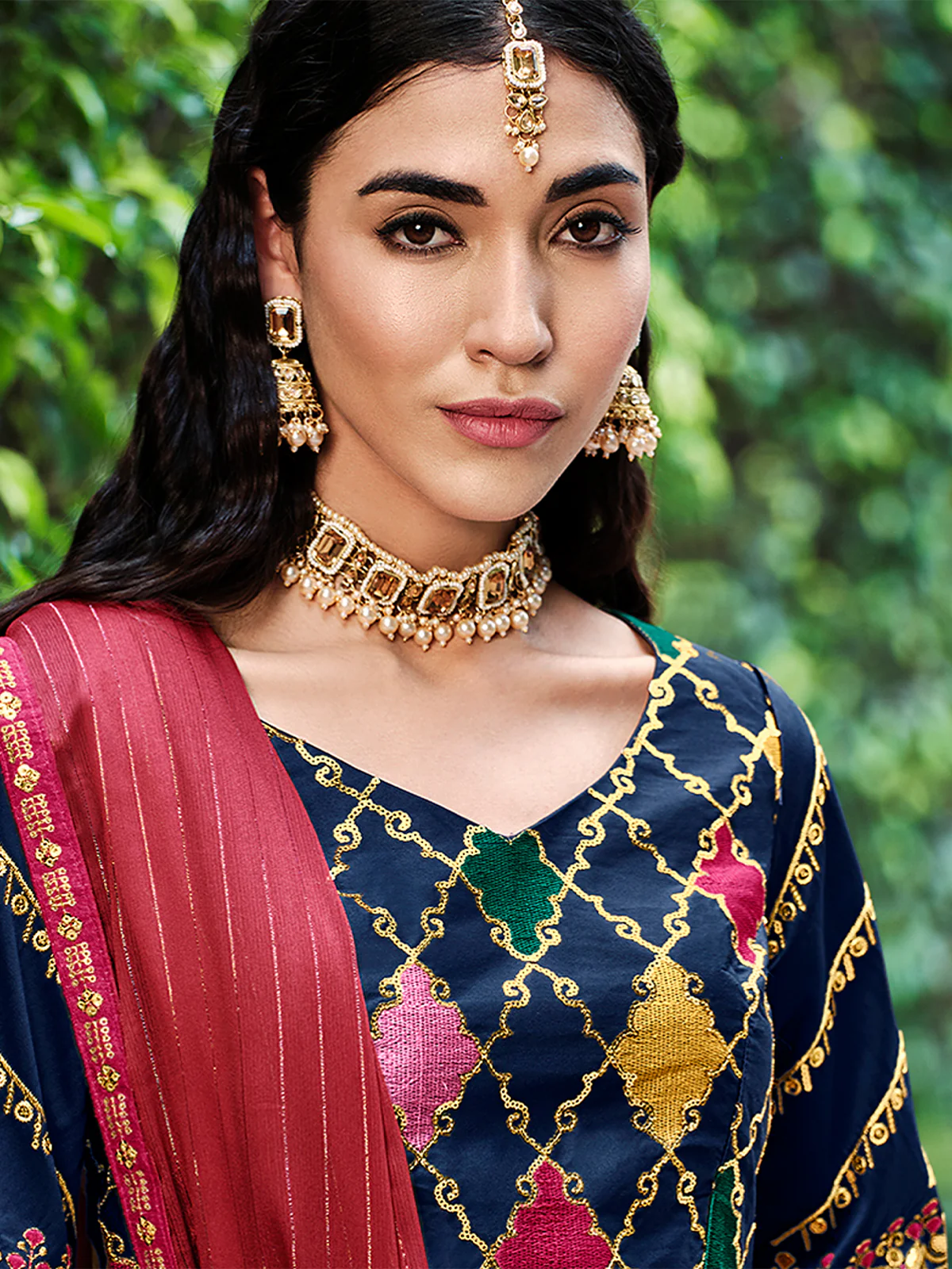Odette Women Dark Blue Silk Embroidered Semi Stitched Lehenga With  Unstitched Blouse - Image 4