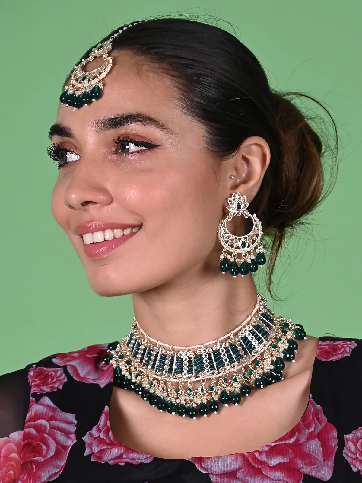 Odette Teal And Silver Layered Alloy Jewellery Set For Women - Image 2