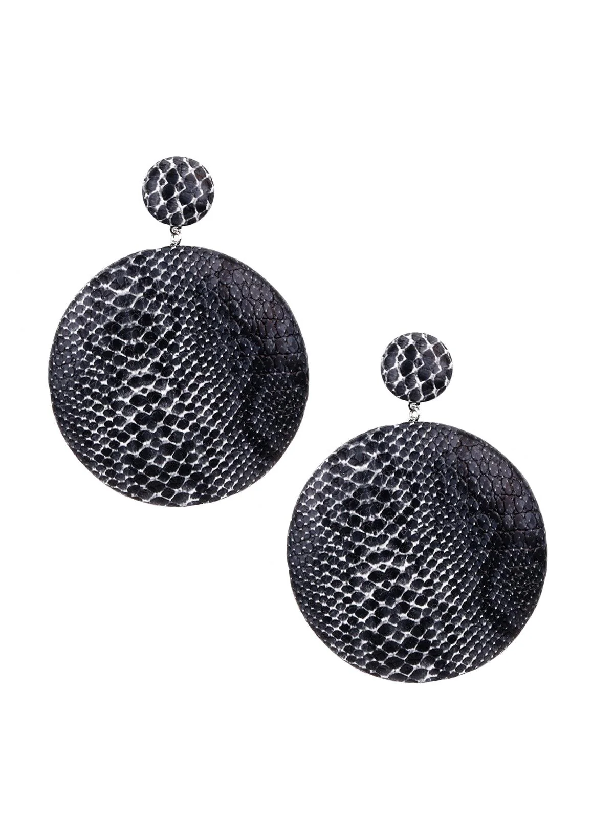 Odette Women Exquisite Black And White Croc Printed Rounded Earrings - Image 3