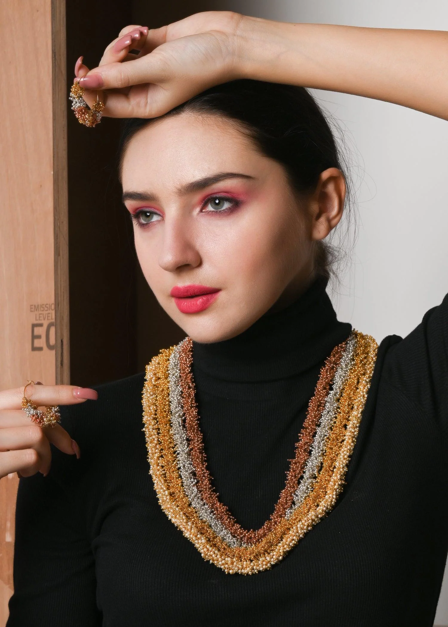 Odette Women Eye Catchy Multilayer Necklace Set - Image 2