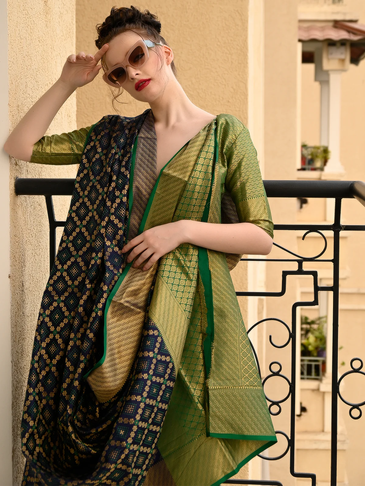 Odette Women Festive Blue Silk Blend Woven Saree With Unstitched Blouse - Image 3