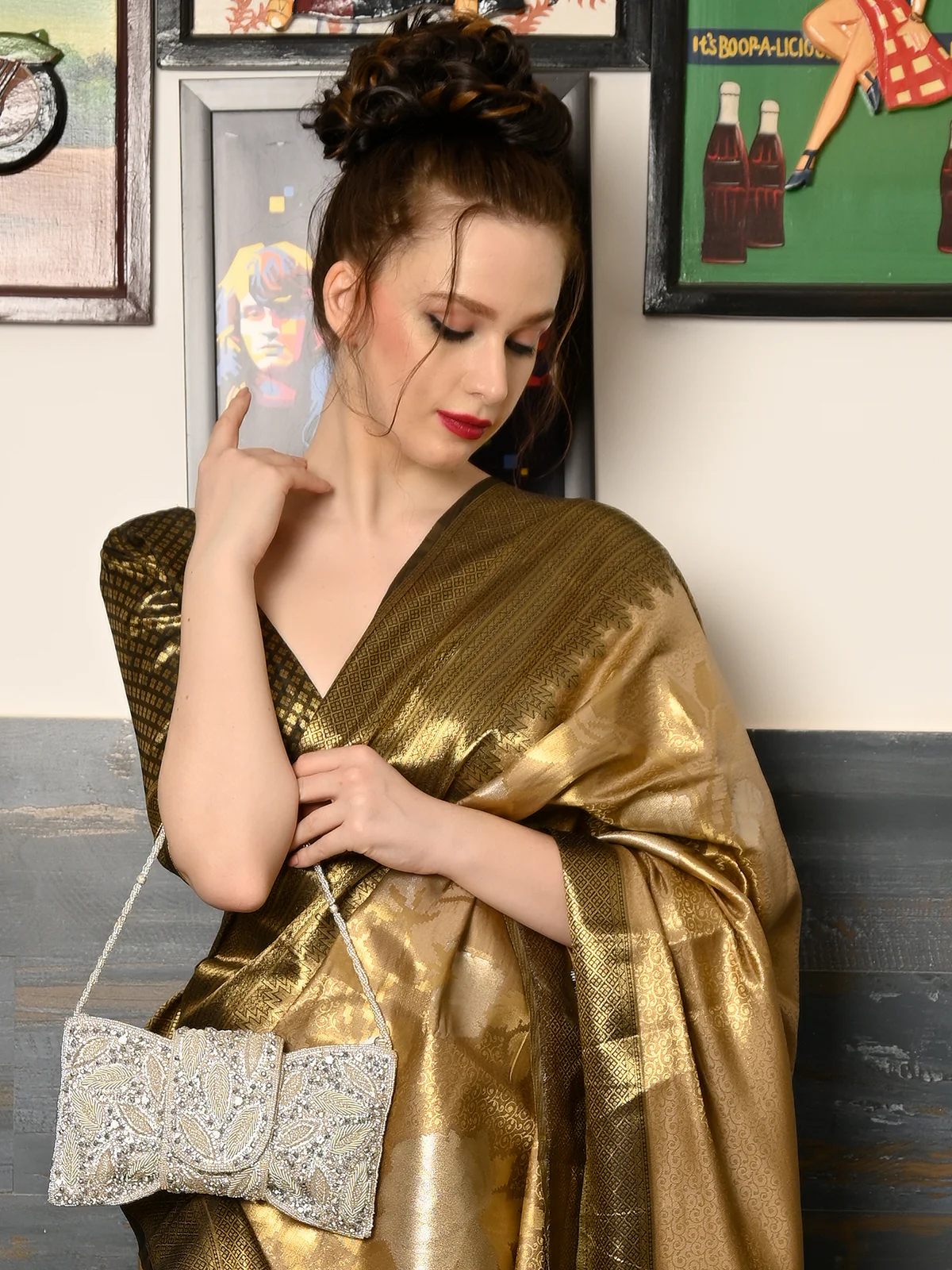 Odette Women Festive Brown Silk Blend Woven Saree With Unstitched Blouse - Image 5