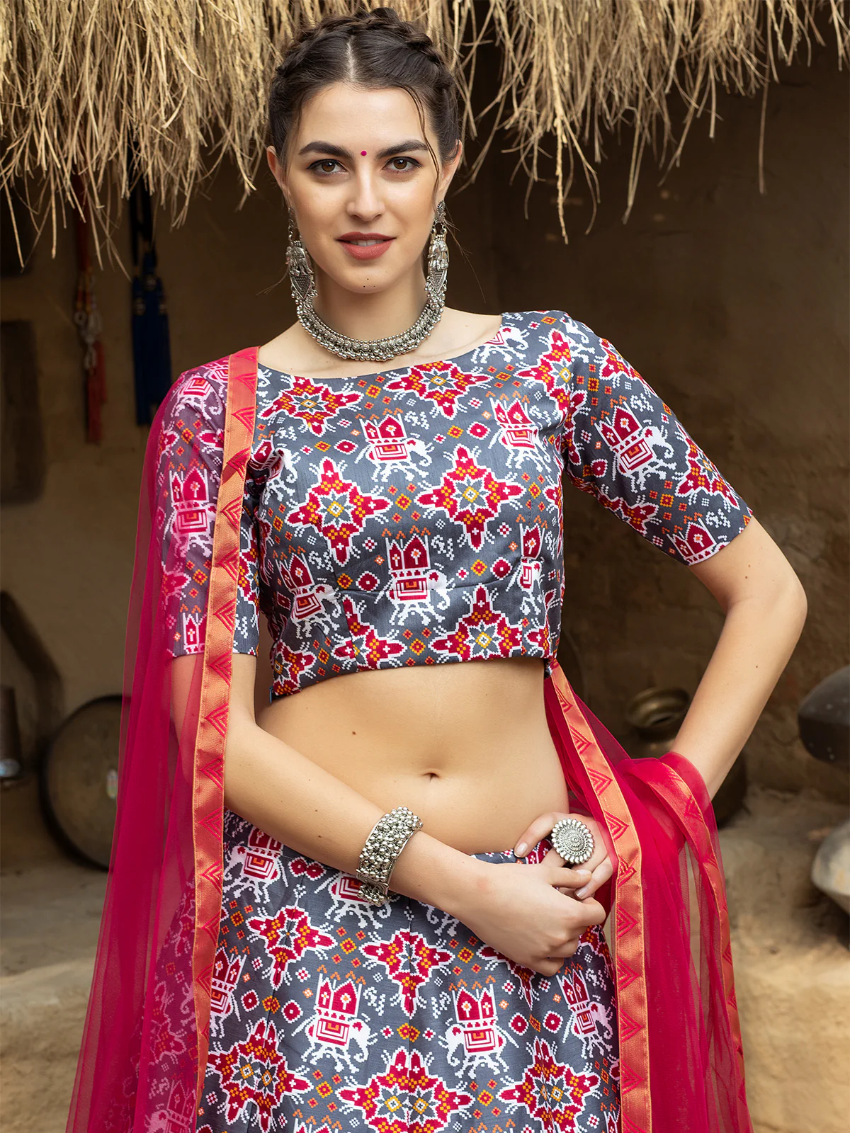 Odette Women Multicolor Semi Stitched Lehenga With  Unstitched Blouse - Image 4
