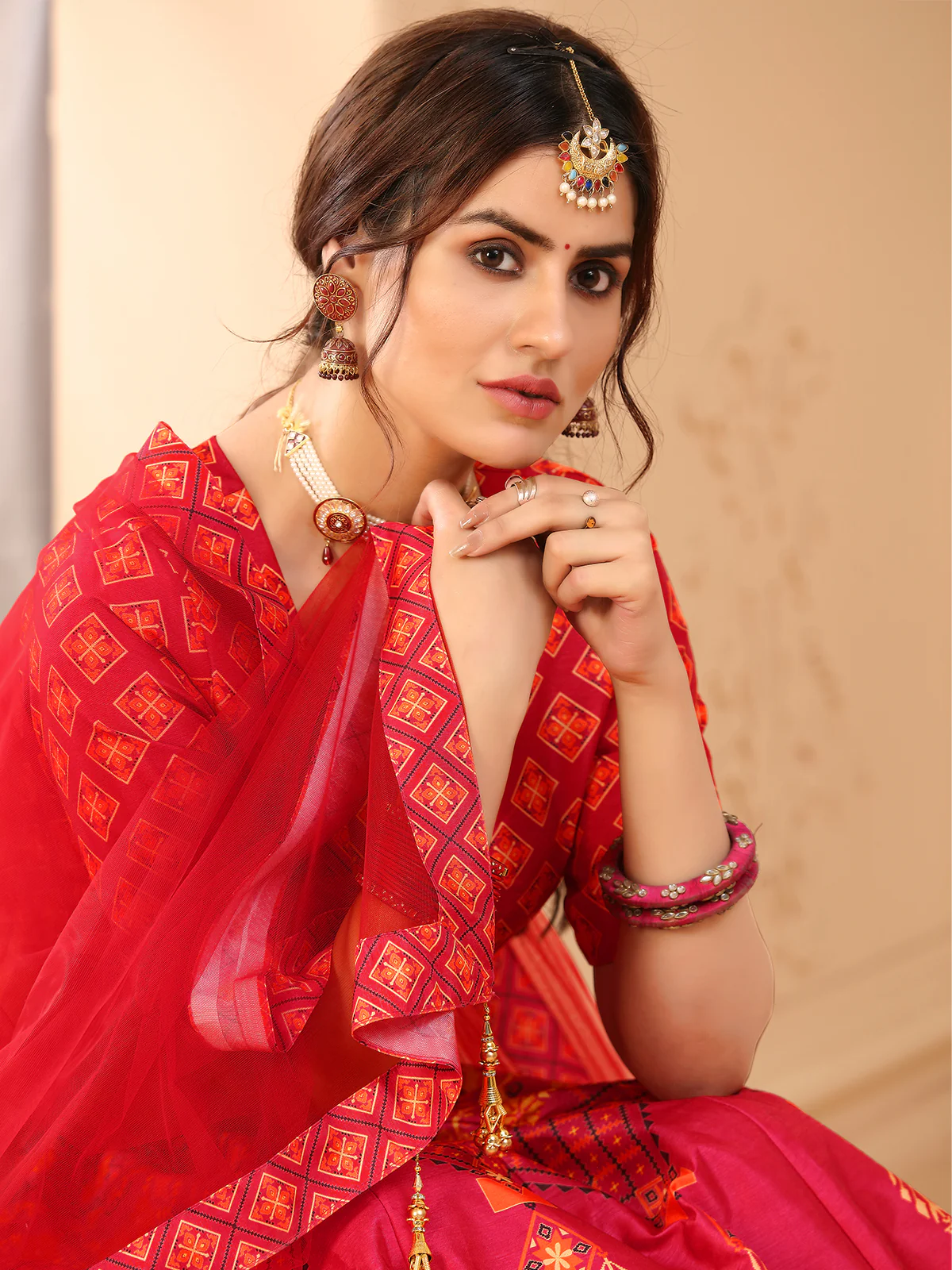 Odette Women Magenta Semi Stitched Lehenga With  Unstitched Blouse - Image 3
