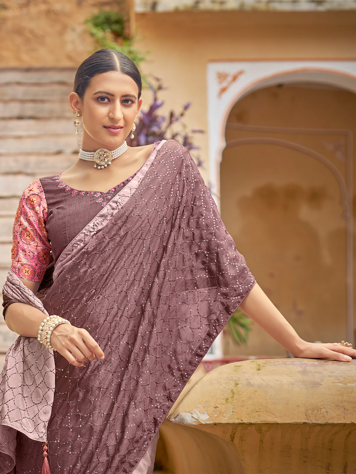 Odette Women Festive Designer Mauve Saree With Unstitched Blouse - Image 4