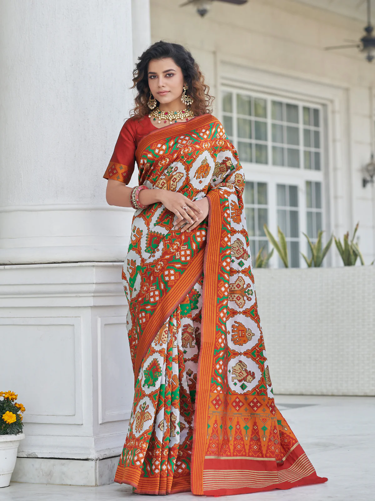 Odette Women Festive Designer White Saree With Unstitched Blouse - Image 2