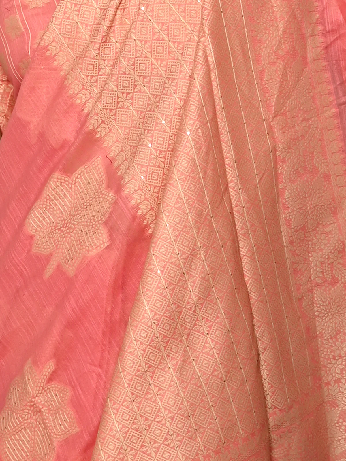 Odette Women Festive Peach Silk Blend Woven Saree With Unstitched Blouse - Image 6