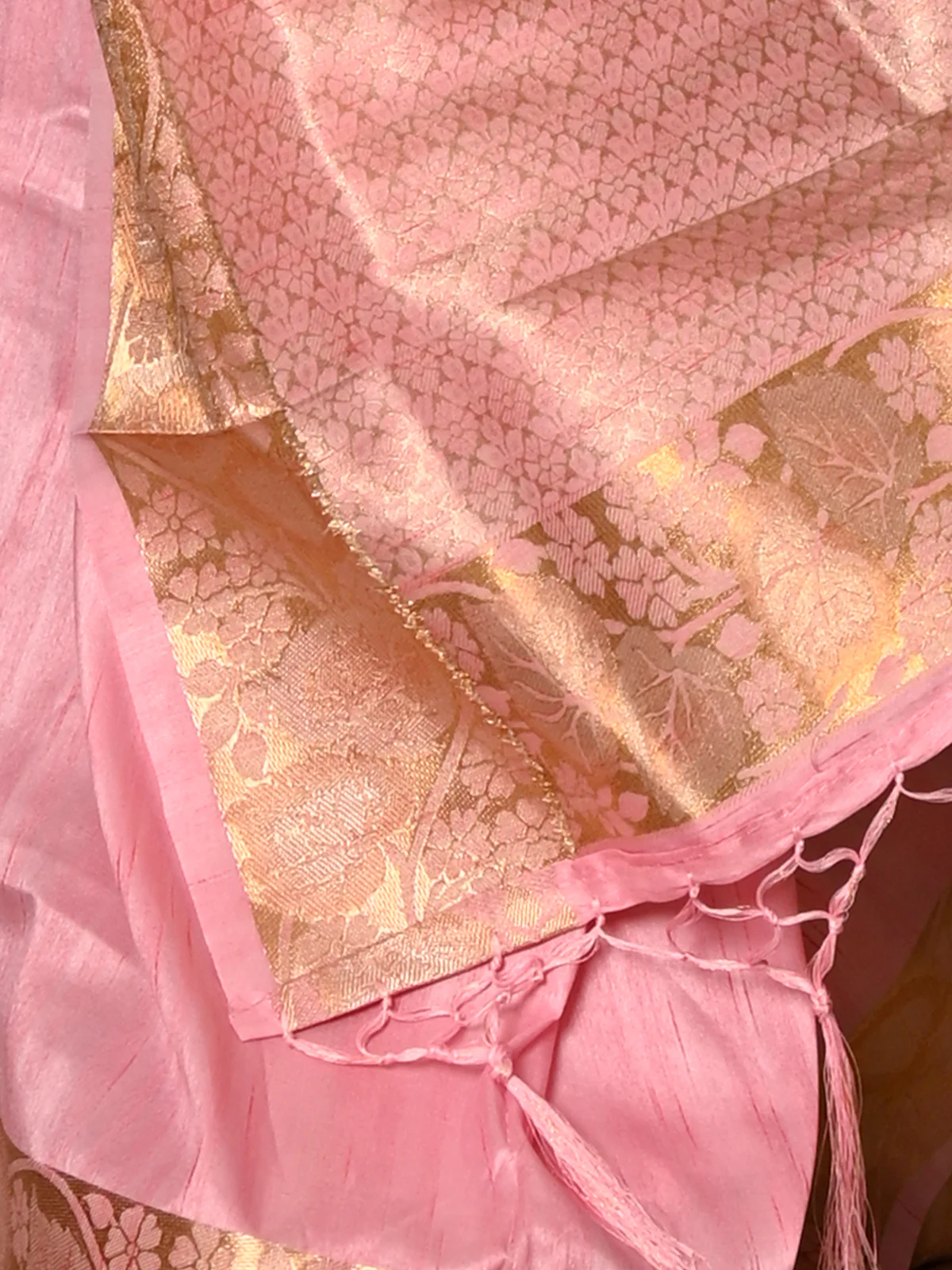 Odette Women Festive Pink Silk Blend Woven Saree With Unstitched Blouse - Image 5