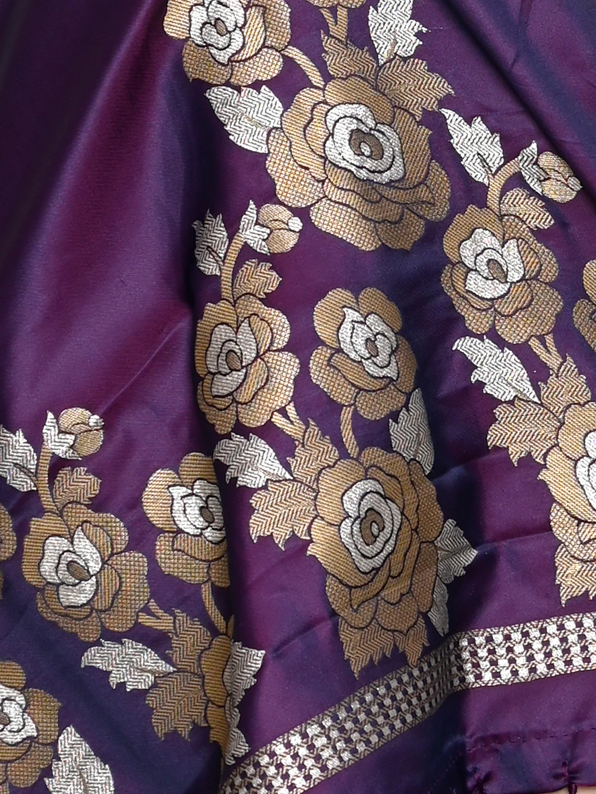 Odette Women Festive Purple Satin Printed Saree With Unstitched Blouse - Image 5