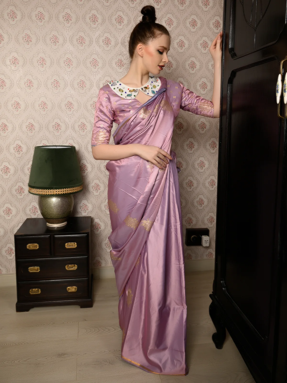 Odette Women Festive Lilac Satin Printed Saree With Unstitched Blouse - Image 2