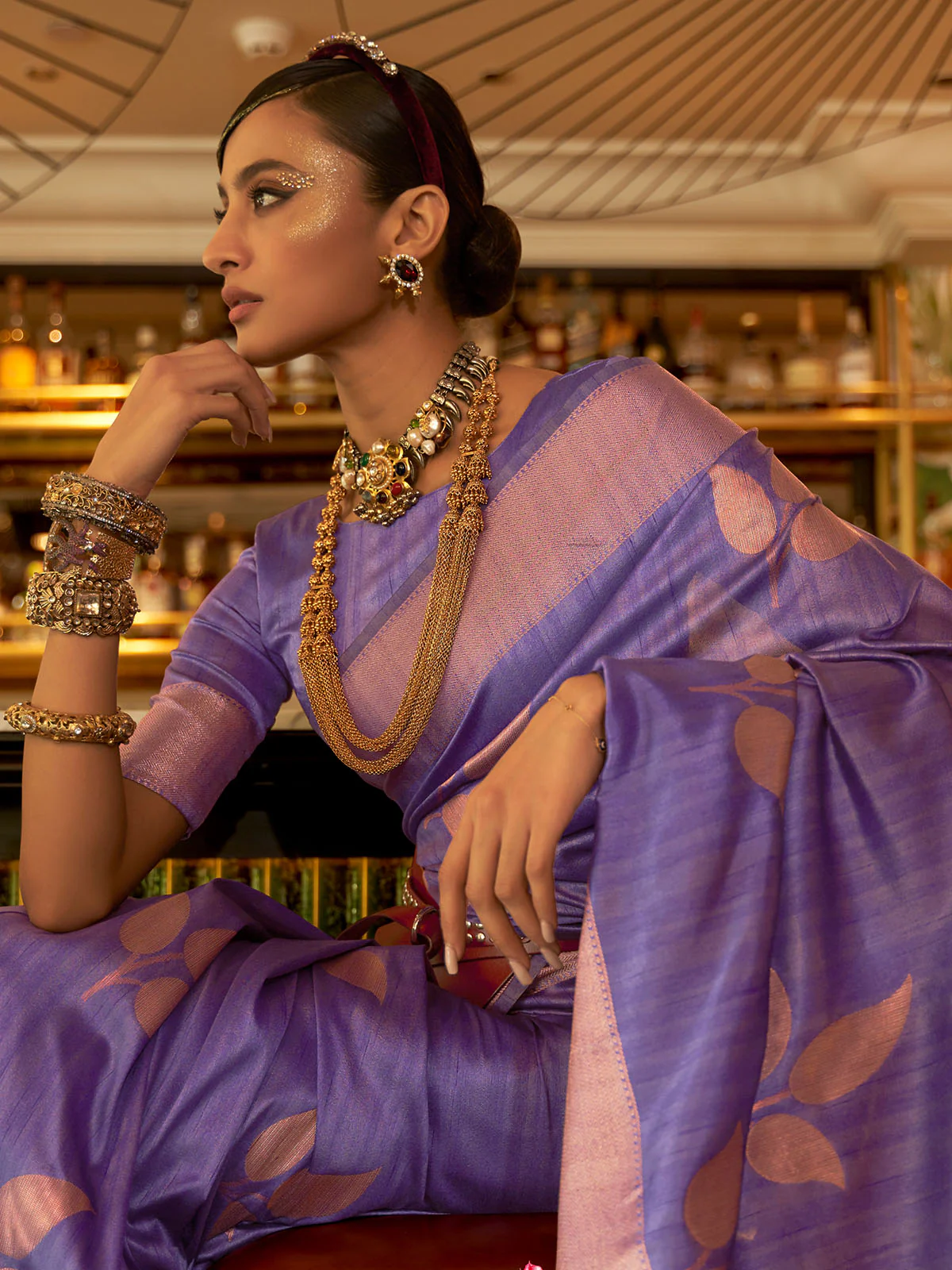 Odette Women Festive Purple Silk Blend Woven Saree With Unstitched Blouse - Image 2