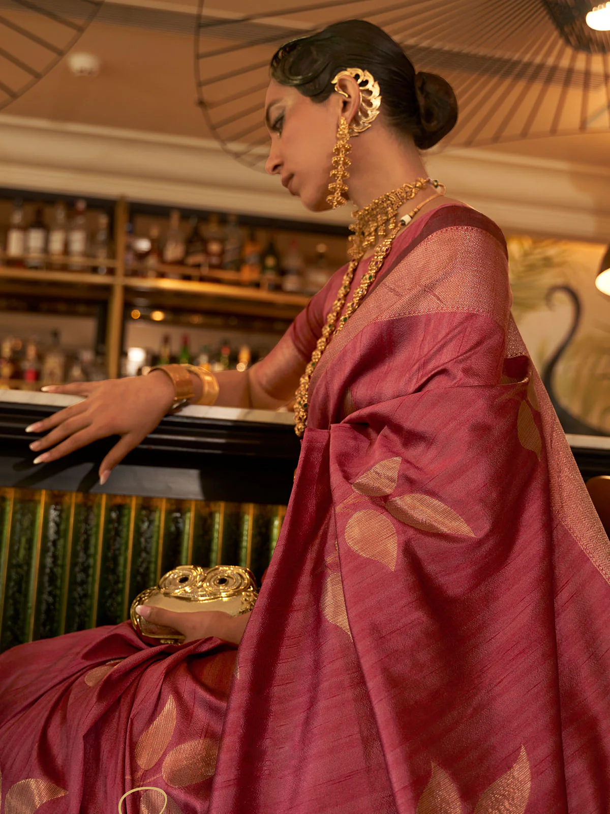 Odette Women Festive Red Silk Blend Woven Saree With Unstitched Blouse - Image 2