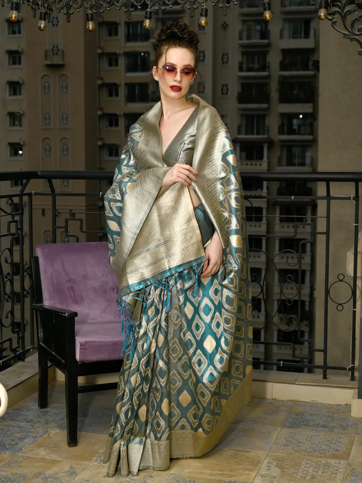 Odette Women Festive Teal Tissue Woven Saree With Unstitched Blouse - Image 2
