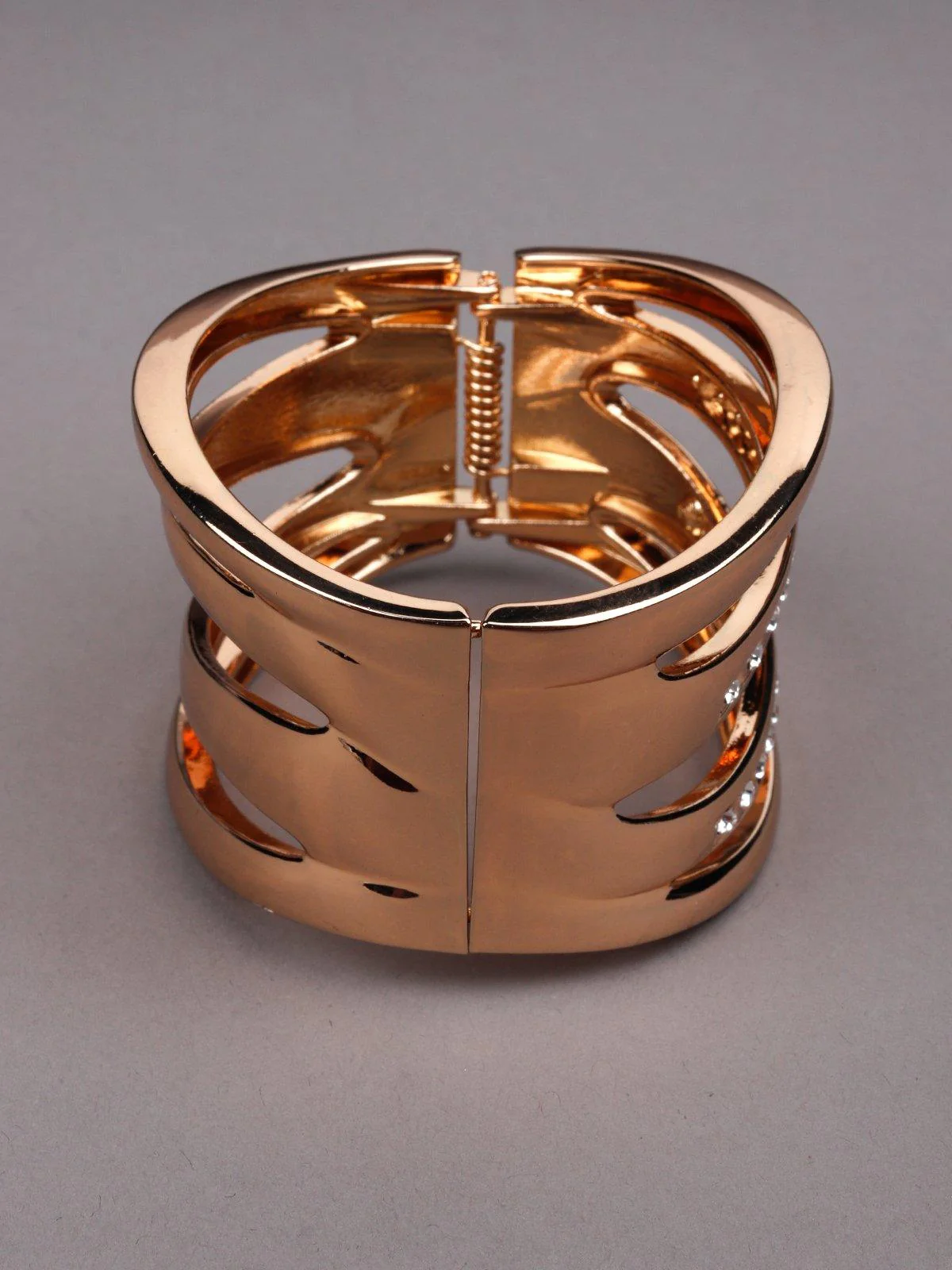 Odette Women Gold Metal Bracelet - Image 6