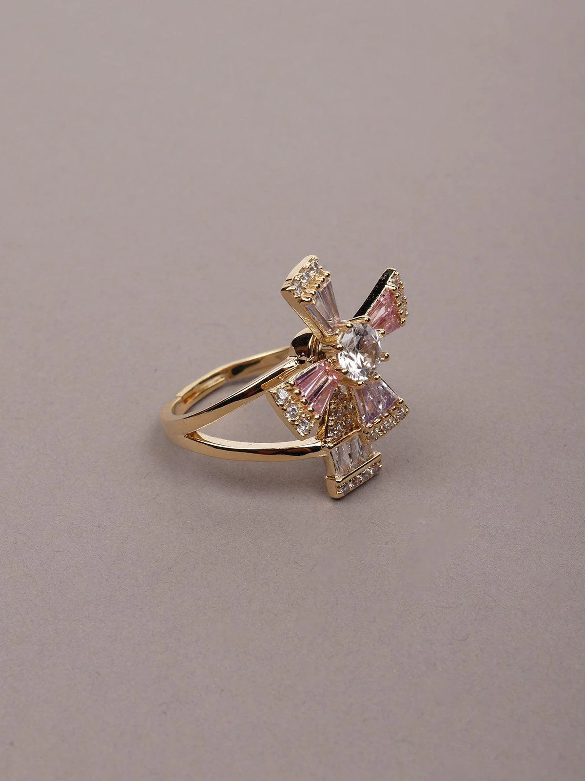 Odette Women Gold Metal Finger Ring - Image 4