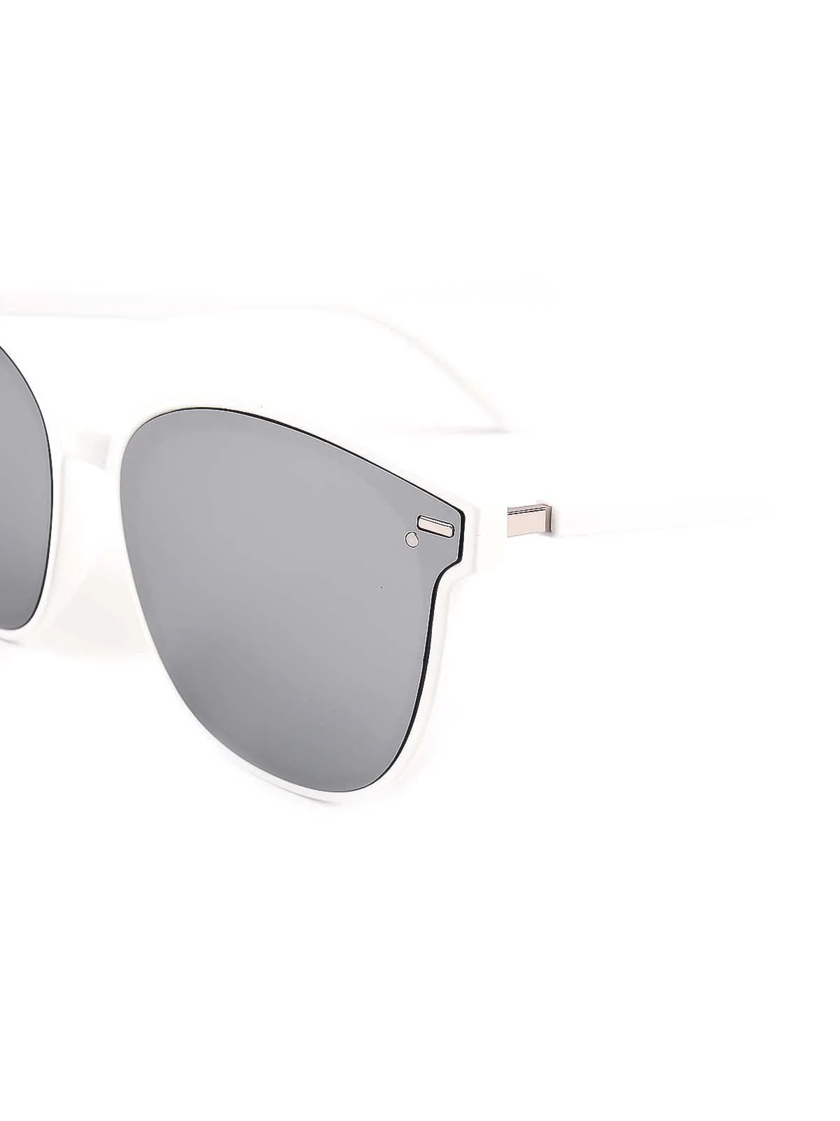 Odette Women Gorgeous Black Sunglasses With A White Frame - Image 6