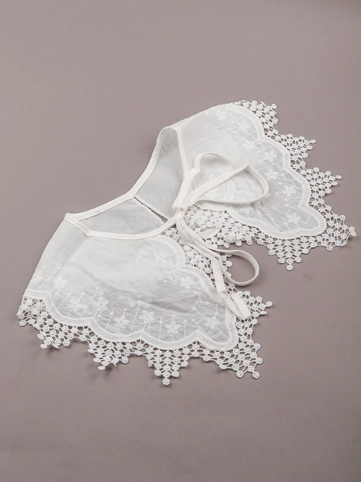 Odette Women Gorgeous White Laced Collar - Image 4