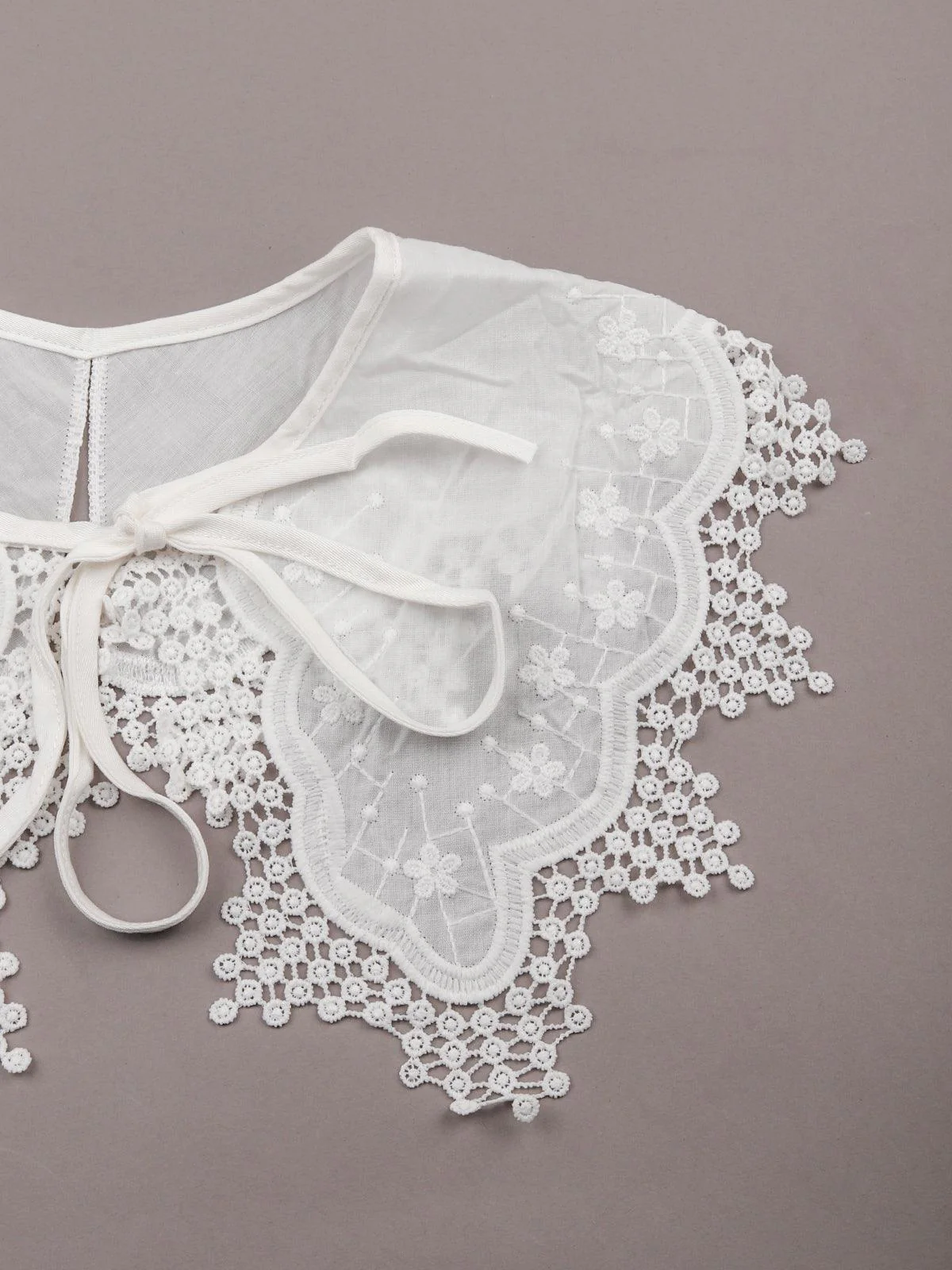 Odette Women Gorgeous White Laced Collar - Image 6