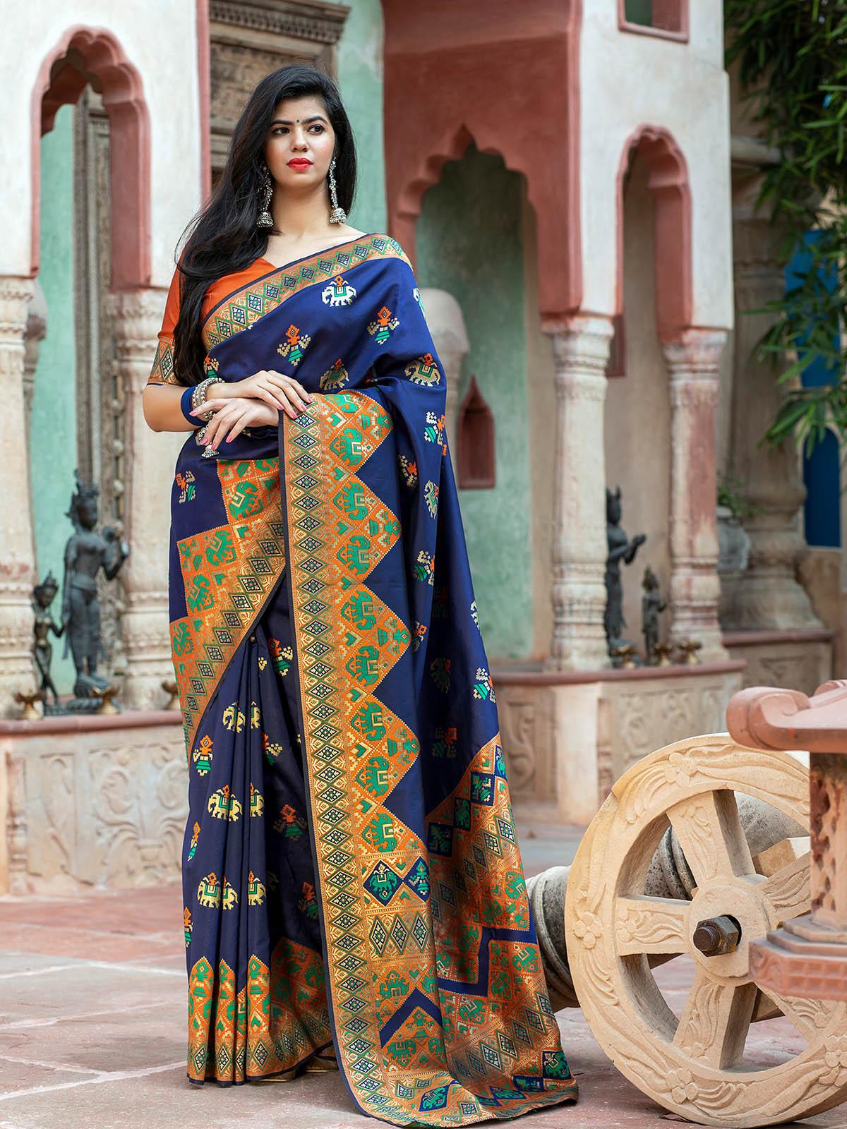 Odette Women Gorgeous Woven Dark Blue Patola Silk Saree With Unstitched Blouse - Image 4