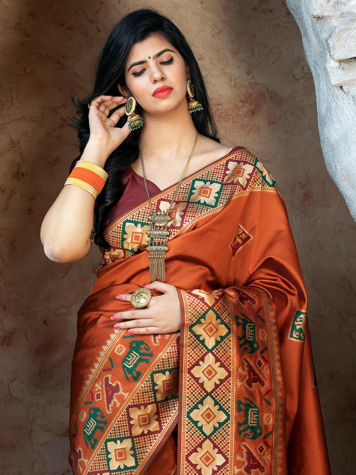 Odette Women Gorgeous Woven Orange Patola Silk Saree With Unstitched Blouse - Image 3