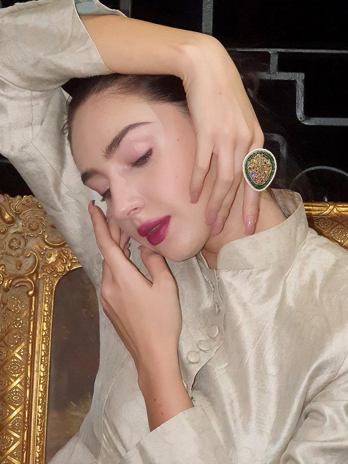 Odette Women Green Drop Shape Finger Ring - Image 2