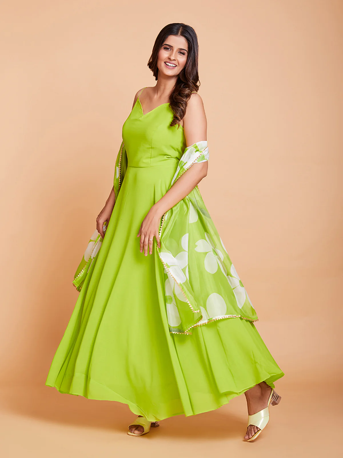 Odette Women Green Faux Georgette Solid Stitched Gown - Image 2
