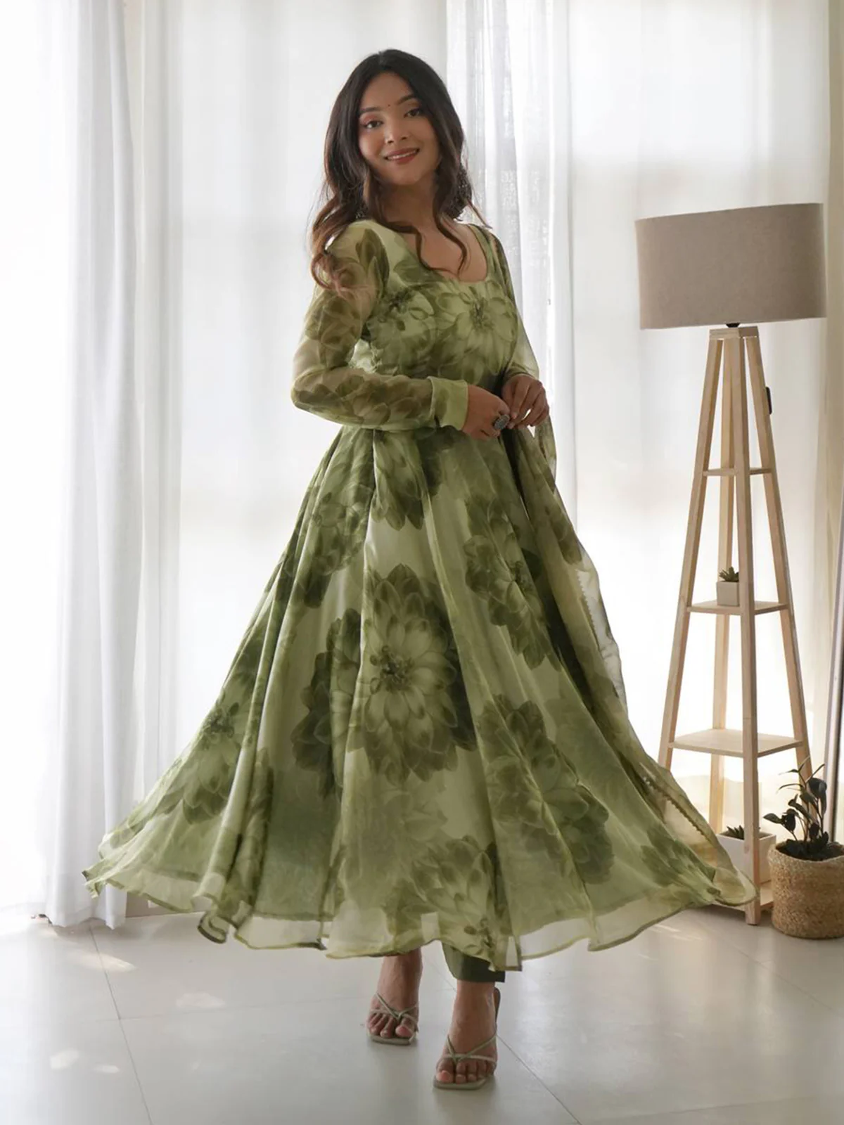 Odette Women Green Organza Printed Stitched Kurta With Dupatta - Image 5