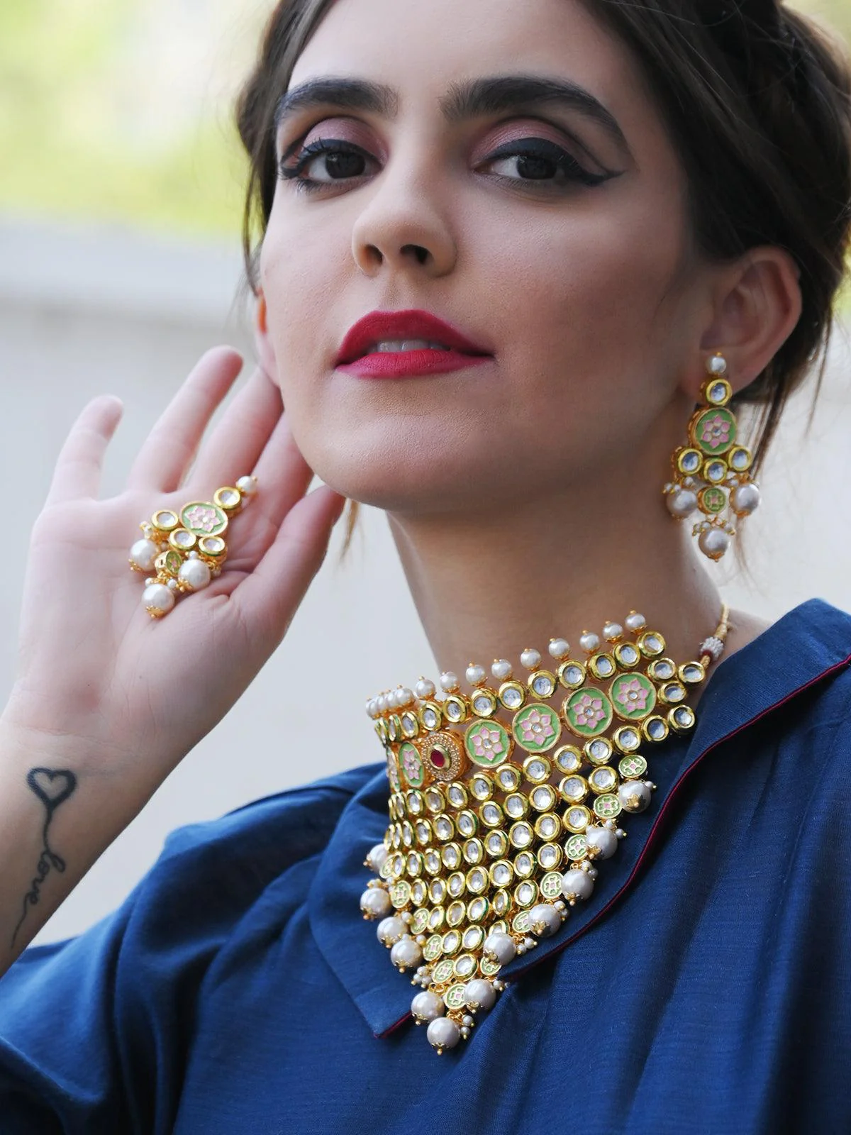 Odette Women Heavy Triangular Kundan Necklace - Image 2