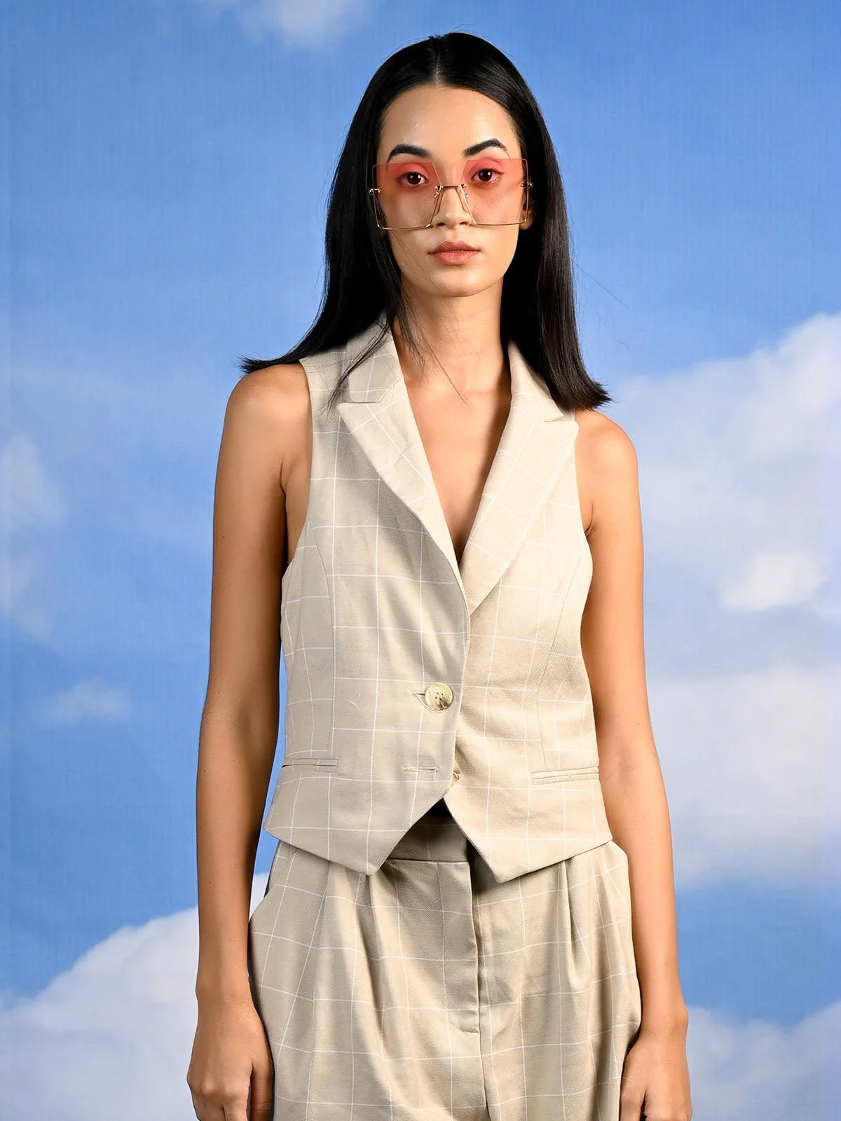 Odette Women Light Pink Shaded Tinted Sunglasses - Image 2
