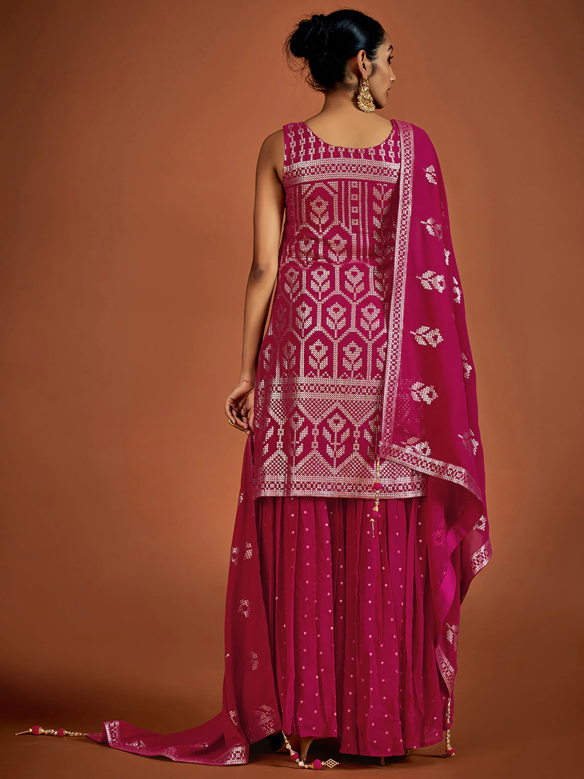 Odette Women Magenta Embroidered Georgette Partywear Stitched Kurta Set - Image 4