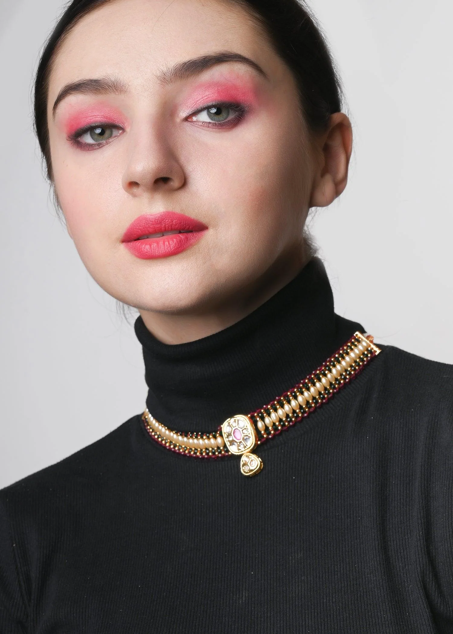 Odette Women Multicolor Sleek Choker Set - Image 2