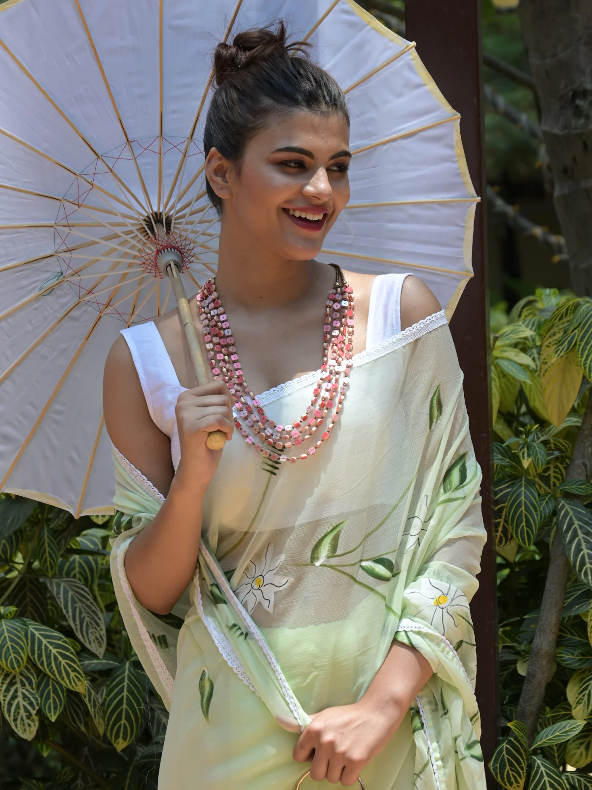 Odette Light Green Printed Chiffon Saree with Unstitched Blouse for Women - Image 4