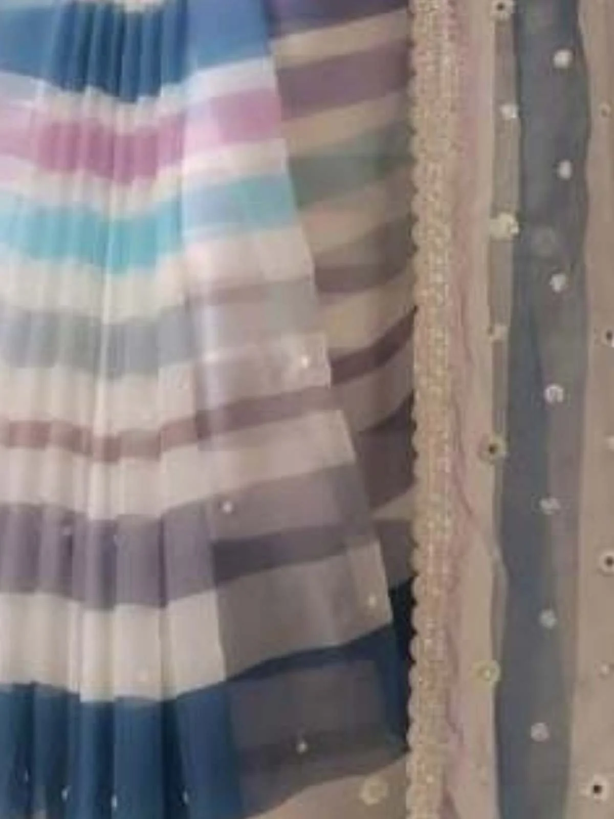 Odette Muticolor Printed Georgette Saree With Unstitched Blouse for Women - Image 3