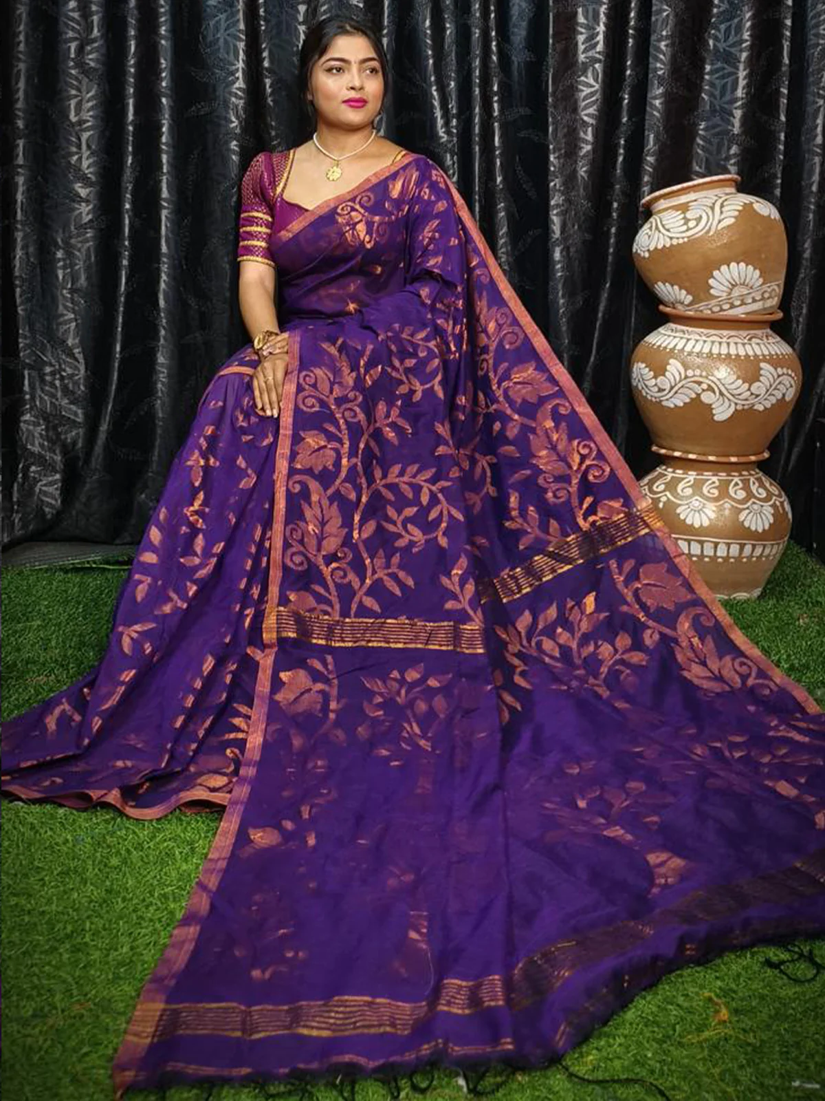 Odette Purple Cotton Saree With Unstitched Blouse For Women - Image 2
