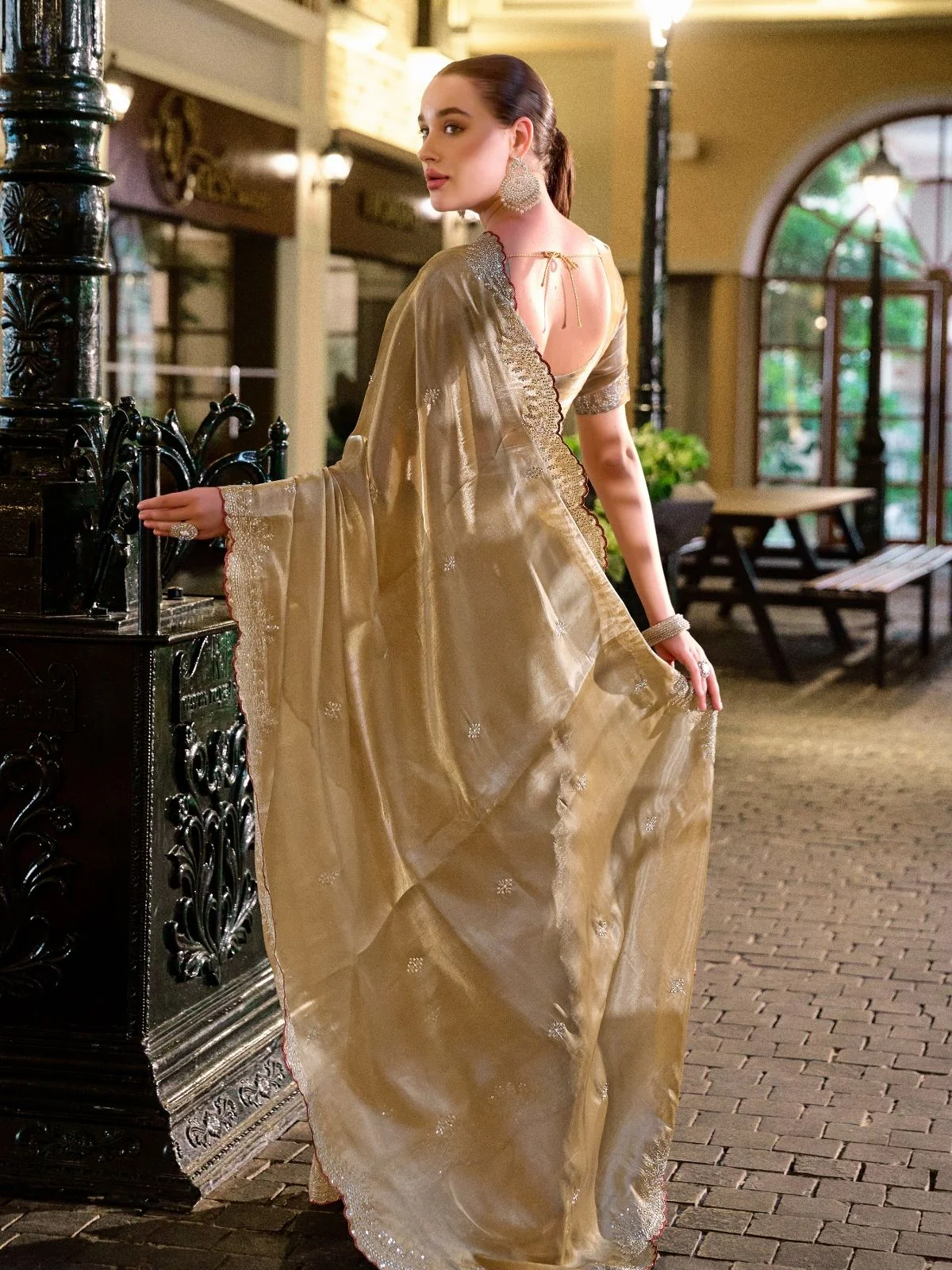 Odette Beige Chiffon Embellished Saree For Women - Image 4